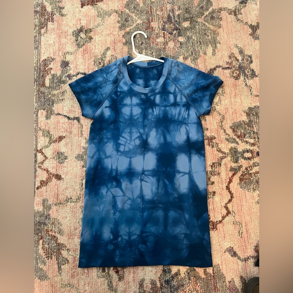 Lululemon swiftly tech